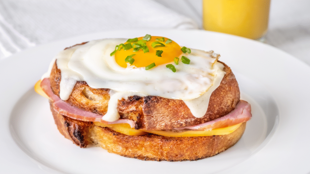 Delicious Croque Madame In Just 6 Easy Steps
