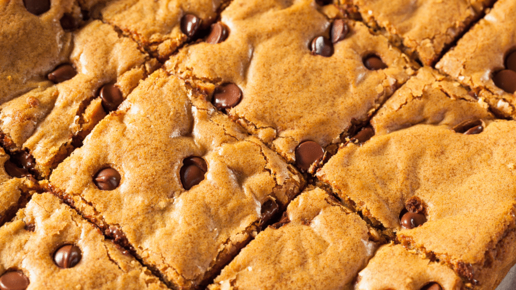 Best Chewy Chocolate Chip Blondies In Just 40 min